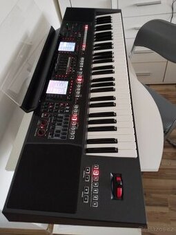 Roland E -A7