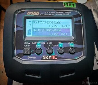 RC nabíjačka SKYRC D100