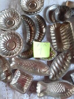 Retro formičky na cukroví, trubičky na kremrole ,na ořech - 1