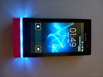 Prodám mobil SONY ERICSON ST25i XPERIA U