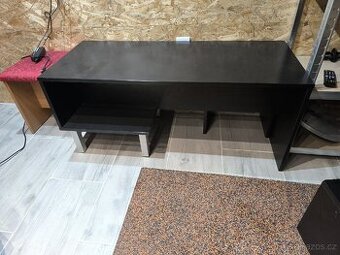 Konferenční stolek