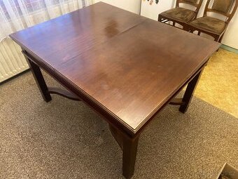 Jídelní stůl masiv - rozkládací