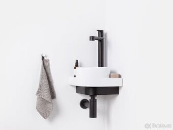 Umývátko Ravak Yard 28 C s otvorem