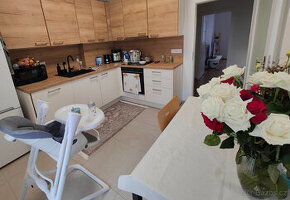 Prodej id. 1/2 rodinného domu, Prostějov - 1