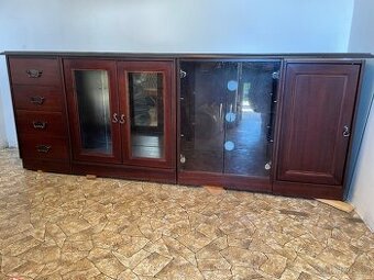 Komoda vyrobena na zakázku