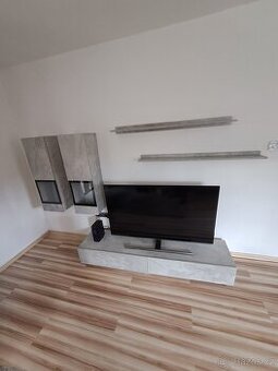 Obývací stěna s podsvícením