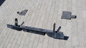 Nissan Terrano 2 – Výztuha nárazníku zadní