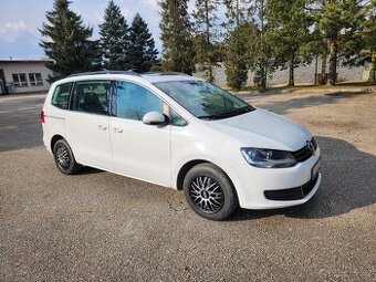 VW Sharan 7 míst 103kW, Tažné, Panorama, Výhřev sedadla