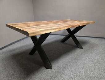 Nový masiv jídelní stůl DEHLI mango