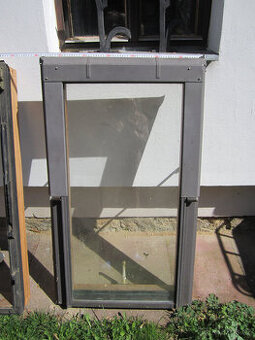 ROTO vymontovaná střešní výklopná