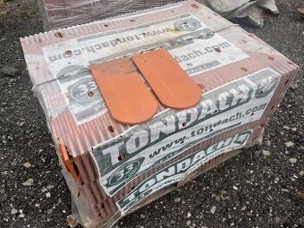 Taška střešní Tondach Bobrovka kulatý řez režná