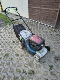 Benzínová sekačka