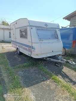 karavan Hobby – vybavený a soběstačný (Solár, Nafta, 230V)