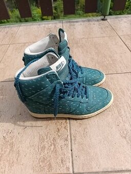 Nike Dunk dámské boty na klínku
