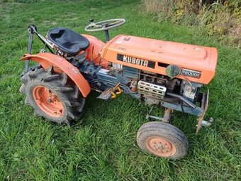 Prodám malotraktor Kubota B6000