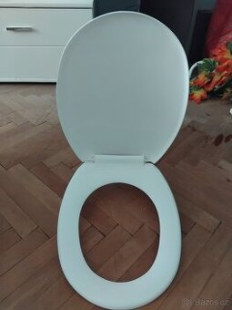 WC prkenko