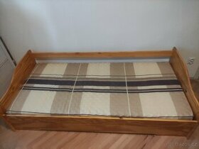 Rozkládací postel - dřevěná