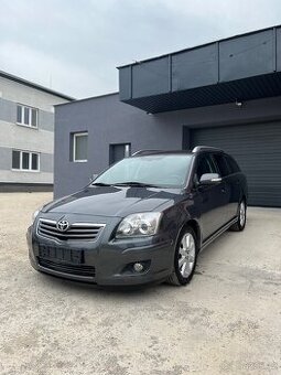 Toyota Avensis D4-D = 93kW, 163884km, Top Stav =