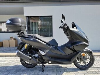 Honda Pcx 125 Dx -ČR 6let záruka BLACK