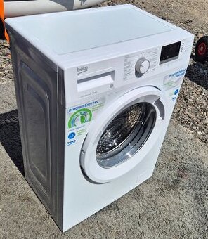 BEKO SLIM A ++, ZÁRUKA DOPRAVA INSTALACE PŘEDV