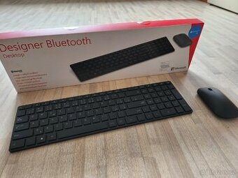 Bluetooth klávesnice a myš Microsoft Designer