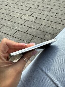Samsung s23