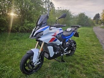 BMW S1000XR