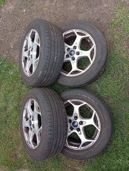 ALU kola Ford Mondeo mk4 hezké pneu