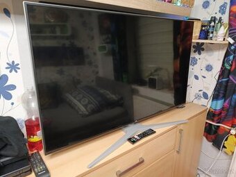 Smart Televize značky JVC LT-49VU10J ND