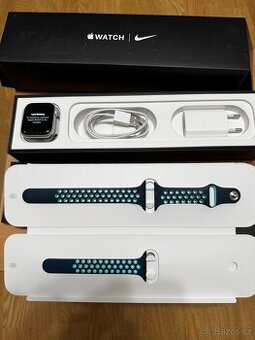 Apple Watch series 5 Nike 44mm silver aluminum