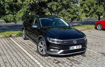 Volkswagen Passat Alltrack (B8)