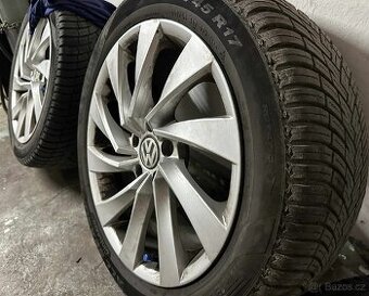 Prodám alu kola 17" + pneu Pirelli All Season 235/45 R17
