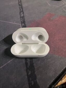 nabijeci pouzdro airpods 3. gen - 1