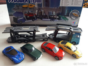 Autopřepravník + 4 autíčka
