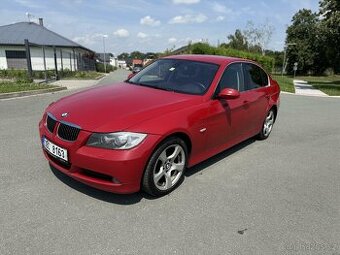 BMW E90 325i 160kW •Najeto 312tis/km•NOVÁ STK+
