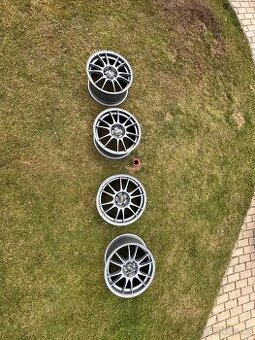 O.Z Racing Ultraleggera 4x 5x112 r18