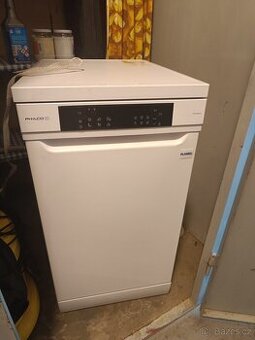 Úzká myčka 45 cm Philco-v záruce 2 roky