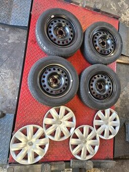 Renault disky 5,5J 4x100,ET36+175/65R14 Hankook Kinergy 4mm