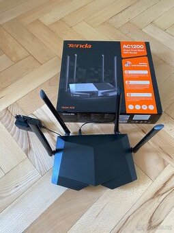 Router tenda AC1200 AC6