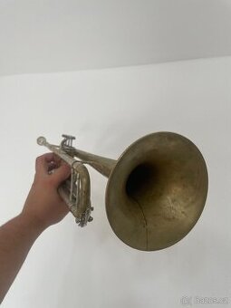 Profesionální B trubka Vincent Bach Stradivarius Model 72