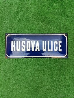 Smaltovaná cedule Husova ulice