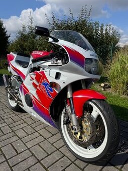 Suzuki GSX-R 400 'TOP'
