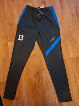 Tepláky Nike