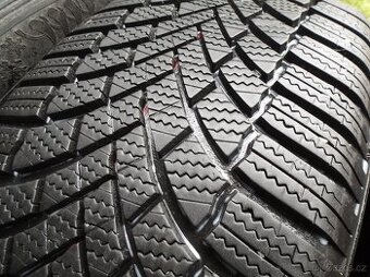 225/50/17 98V XL BRIDGESTONE RFT 2KS ZIMNÍ ZÁNOVNÍ