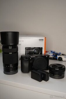 Sony alpha a6000 + dva objektivy ZÁRUKA