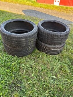 Letní pneu Matador 235/35 R19