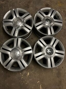 Originál kola VW T5-6 16 palců
