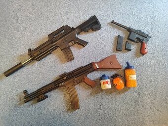 Plastové kuličkové pistole