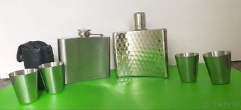 Přenosná lahev na whisky. Nerozová ocel.