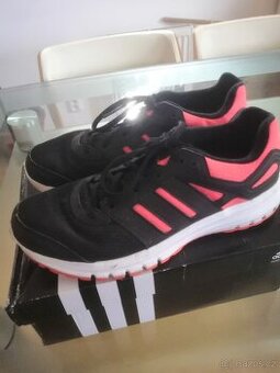 Běžecké boty Adidas vel. 41 a 1/3
